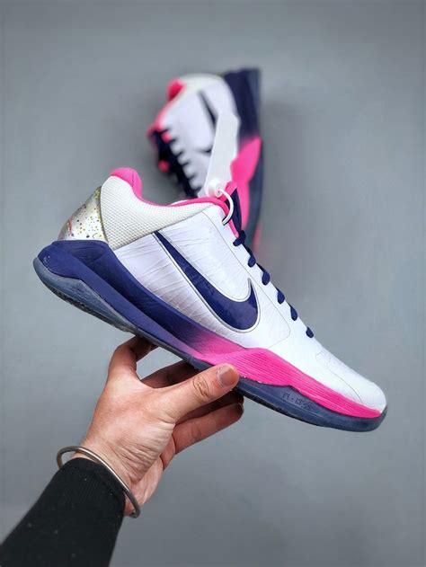 kobe fake shoes